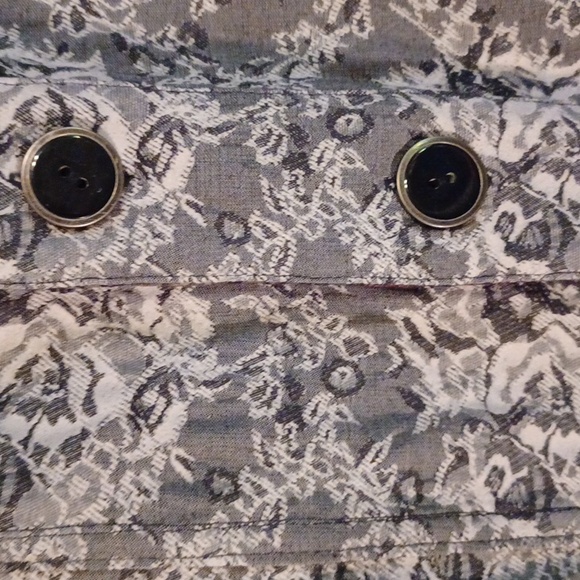 REVERSIBLE C & B Jacket - Picture 5 of 7